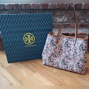 **SOLD** Tory Burch Kerrington Square Flower Field Large Tote